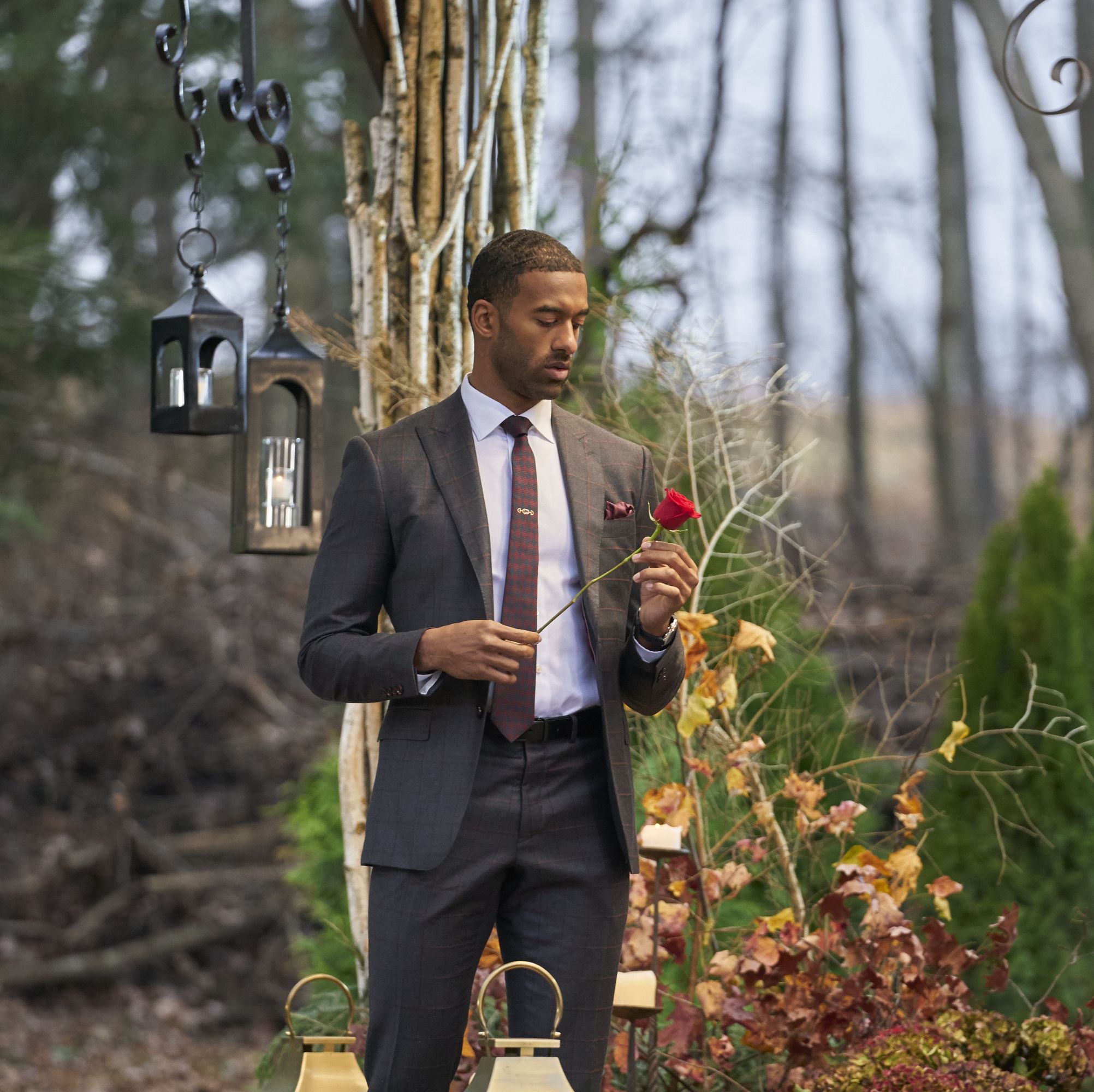 the bachelor   “2510” – as the landmark 25th season comes to a close, the two final women will meet matt’s family and enjoy one last date before he hands out the final rose after all this, matt’s mind seems made up, but when a shocking last minute development threatens to alter the course of his entire journey, will he give in to his fears or let his heart lead the way find out on the season finale of “the bachelor,” monday, march 15 800 1000 pm edt, on abc abccraig sjodinmatt james